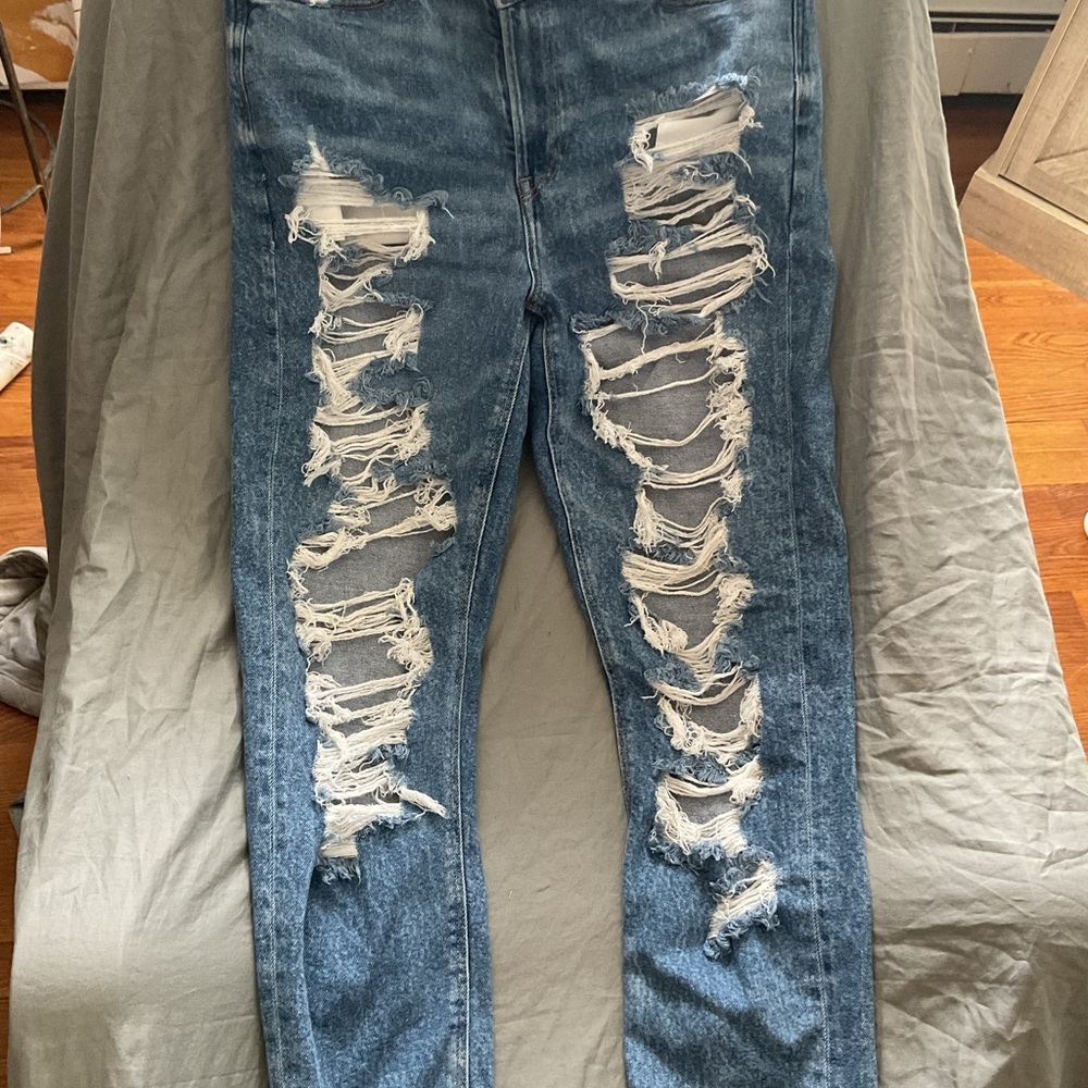 American Eagle Outfitters Light Blue Denim Jeans
